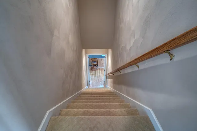 $1,050,000 | 1782 Wolf Creek Highway, Narrows, VA 24124