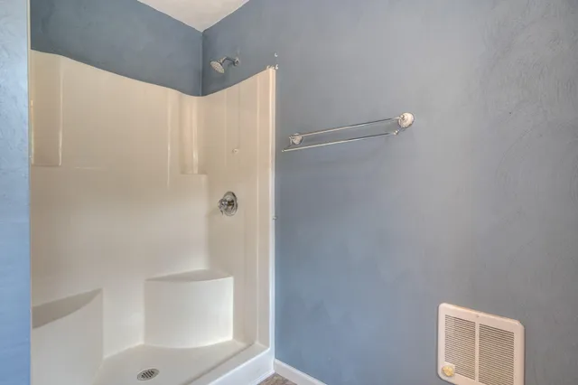 $1,050,000 | 1782 Wolf Creek Highway, Narrows, VA 24124