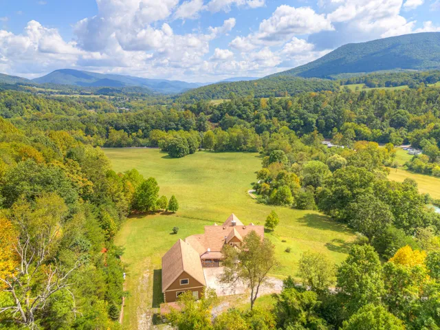 $1,050,000 | 1782 Wolf Creek Highway, Narrows, VA 24124