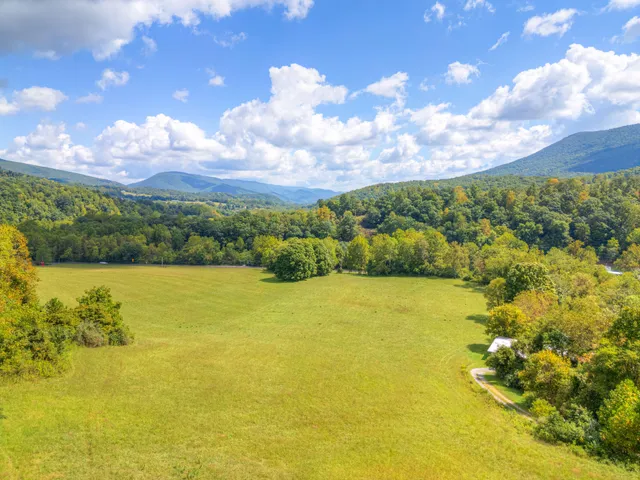 $1,050,000 | 1782 Wolf Creek Highway, Narrows, VA 24124