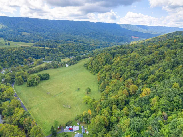 $1,050,000 | 1782 Wolf Creek Highway, Narrows, VA 24124