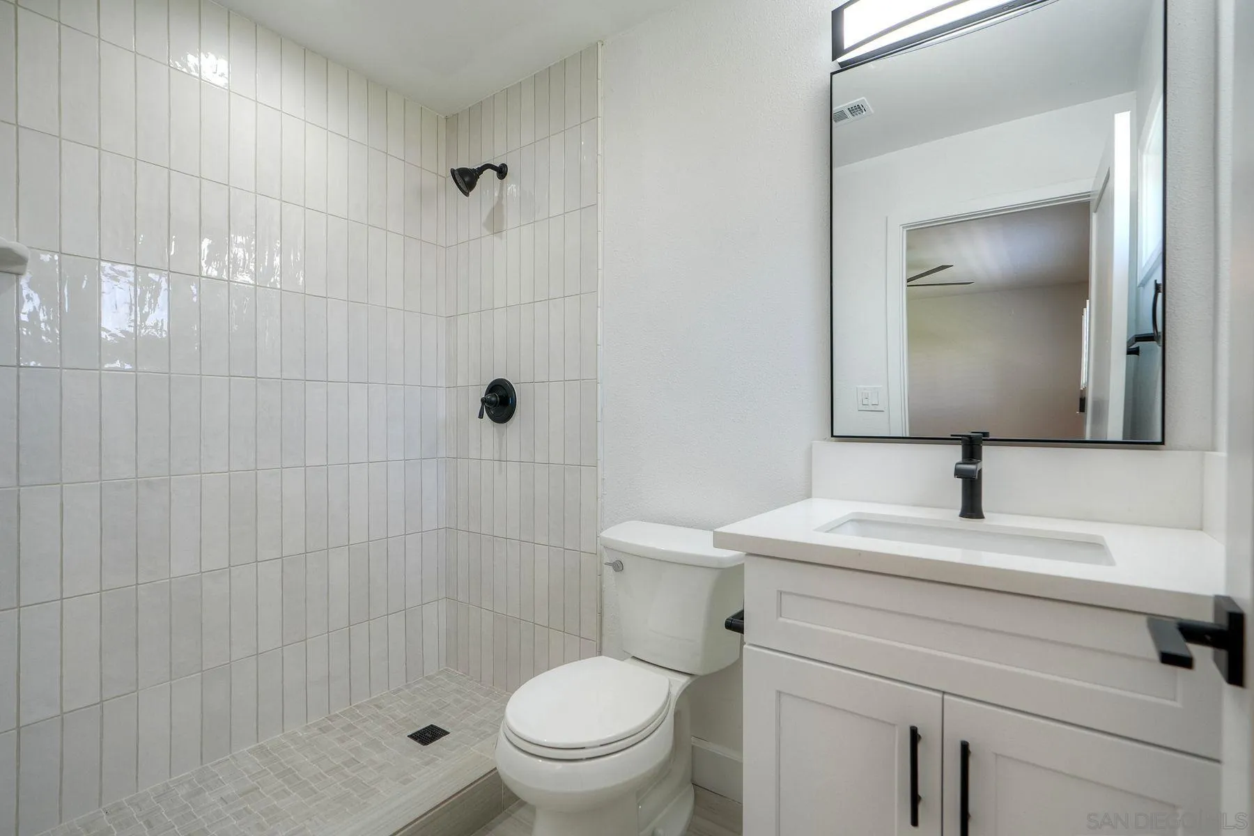 12634 Roberto Way Poway, CA 92064 - Photo 14 of 28