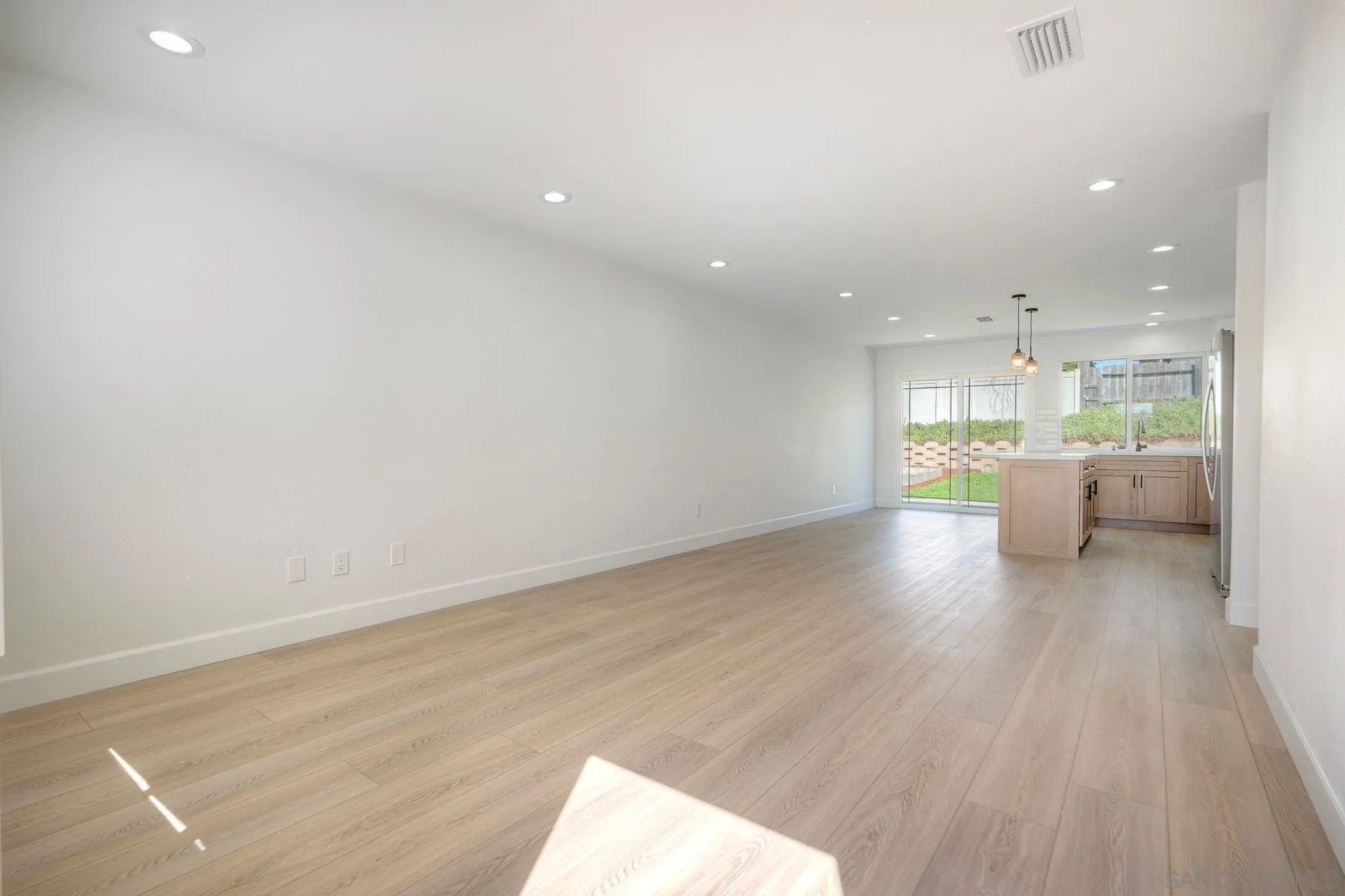 12634 Roberto Way Poway, CA 92064 - Photo 19 of 28