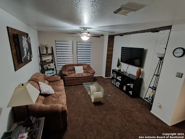 $1,725 | 54 Basin Elm, San Antonio, TX 78239