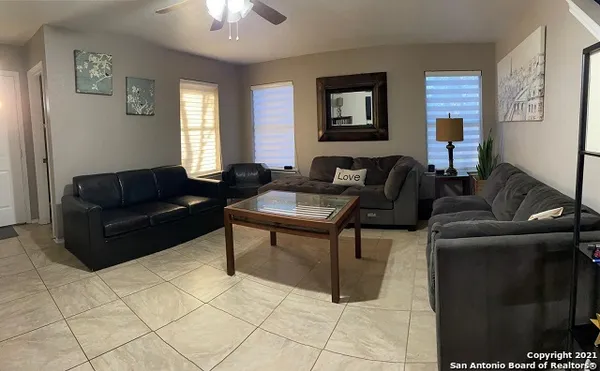 $1,725 | 54 Basin Elm, San Antonio, TX 78239