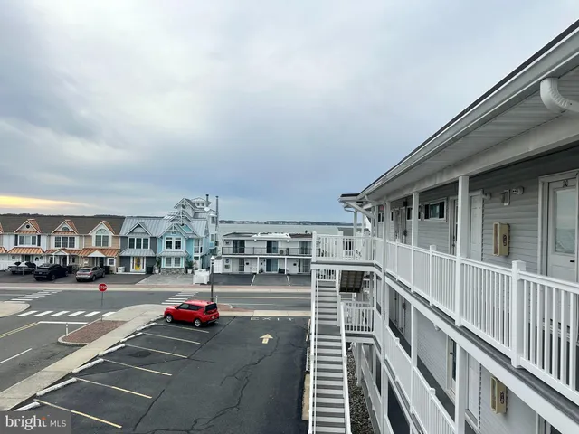 $260,500 | 512 Robin Drive, Unit 20, Ocean City, MD 21842
