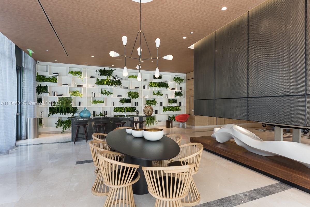 45 Southwest 9th Street, Unit 2902 Miami, FL 33130 - Photo 13 of 39 Gallery Image 13