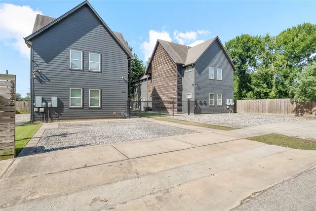 $900 | 3424 Tuam Street, Houston, TX 77004
