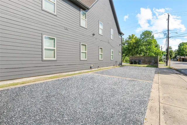 $900 | 3424 Tuam Street, Houston, TX 77004