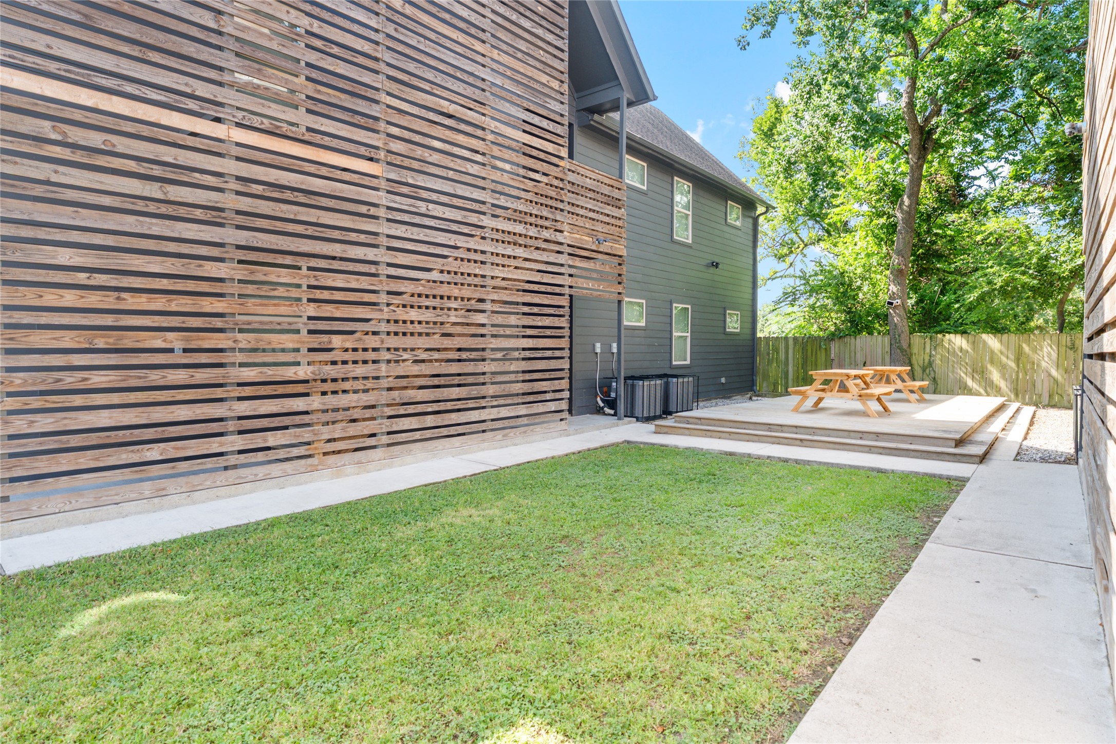 3424 Tuam Street Houston, TX 77004 - Photo 16 of 42