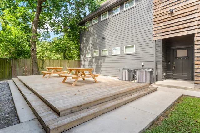 $900 | 3424 Tuam Street, Houston, TX 77004