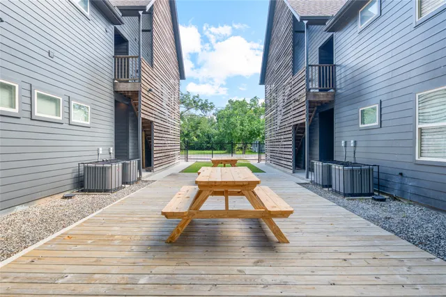 $900 | 3424 Tuam Street, Houston, TX 77004