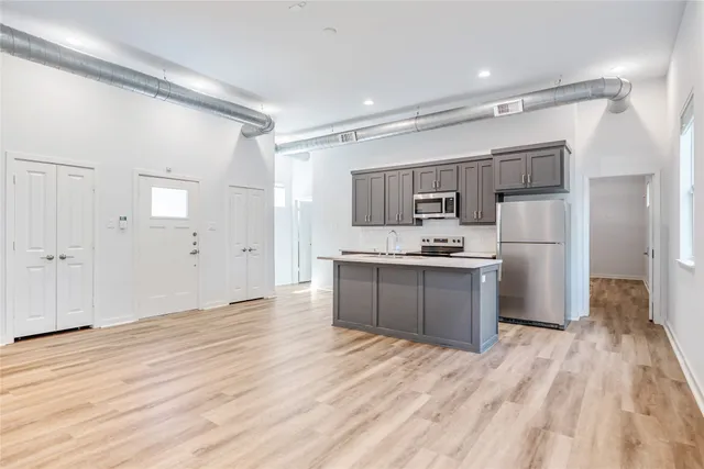 $900 | 3424 Tuam Street, Houston, TX 77004