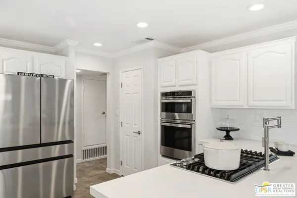 $1,025,000 | 3670 East Vivian Circle, Palm Springs, CA 92262