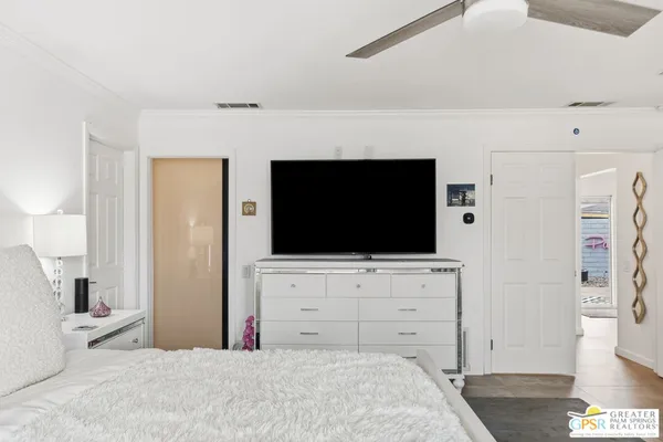 $1,025,000 | 3670 East Vivian Circle, Palm Springs, CA 92262