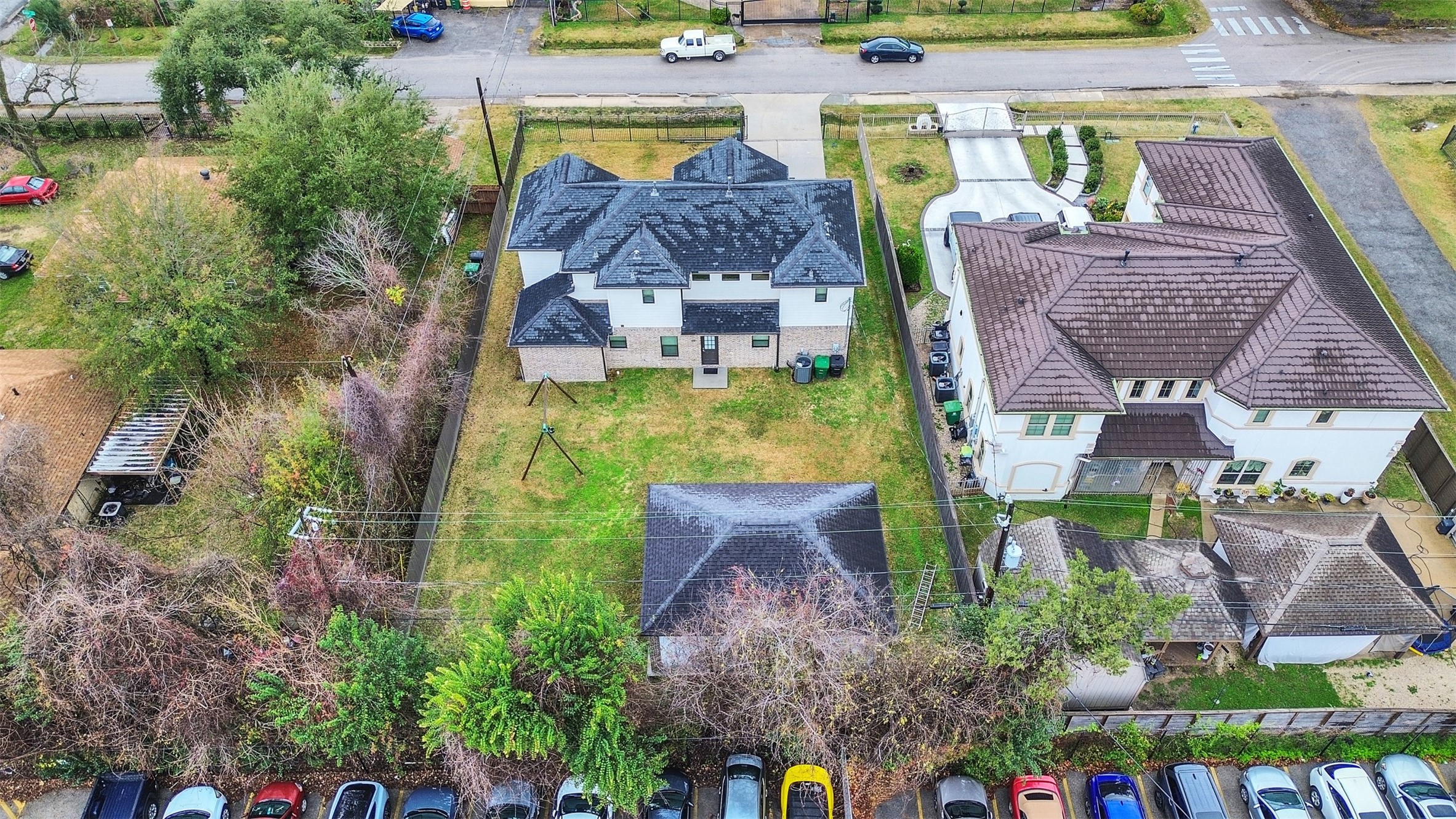 5814 Luna Street Houston, TX 77076 - Photo 43 of 44 an aerial view of a house with swimming pool and outdoor seating