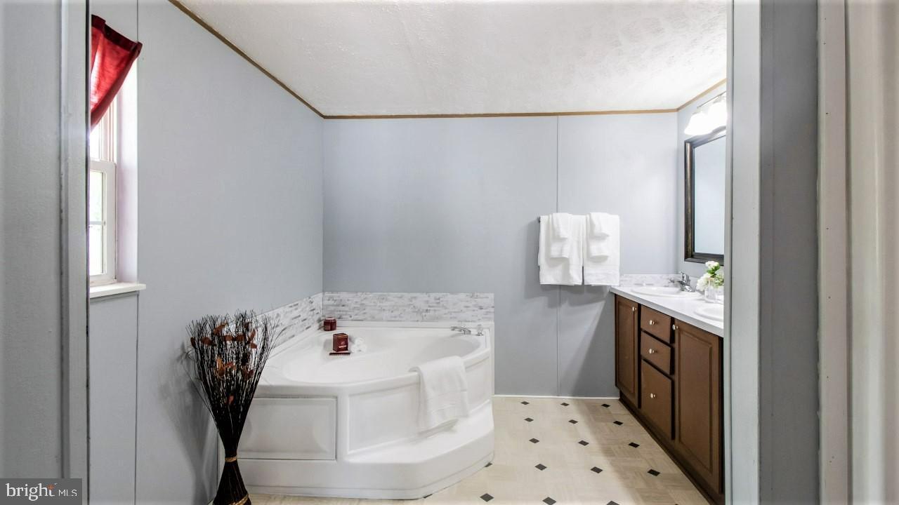 7810 Clark Road, Unit D11 Jessup, MD 20794 - Photo 16 of 48