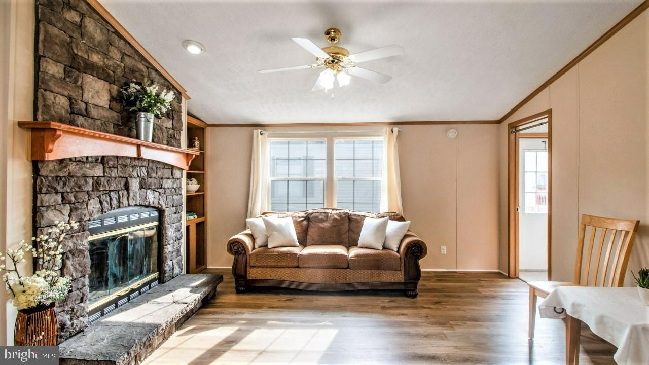 7810 Clark Road, Unit D11 Jessup, MD 20794 - Photo 4 of 48