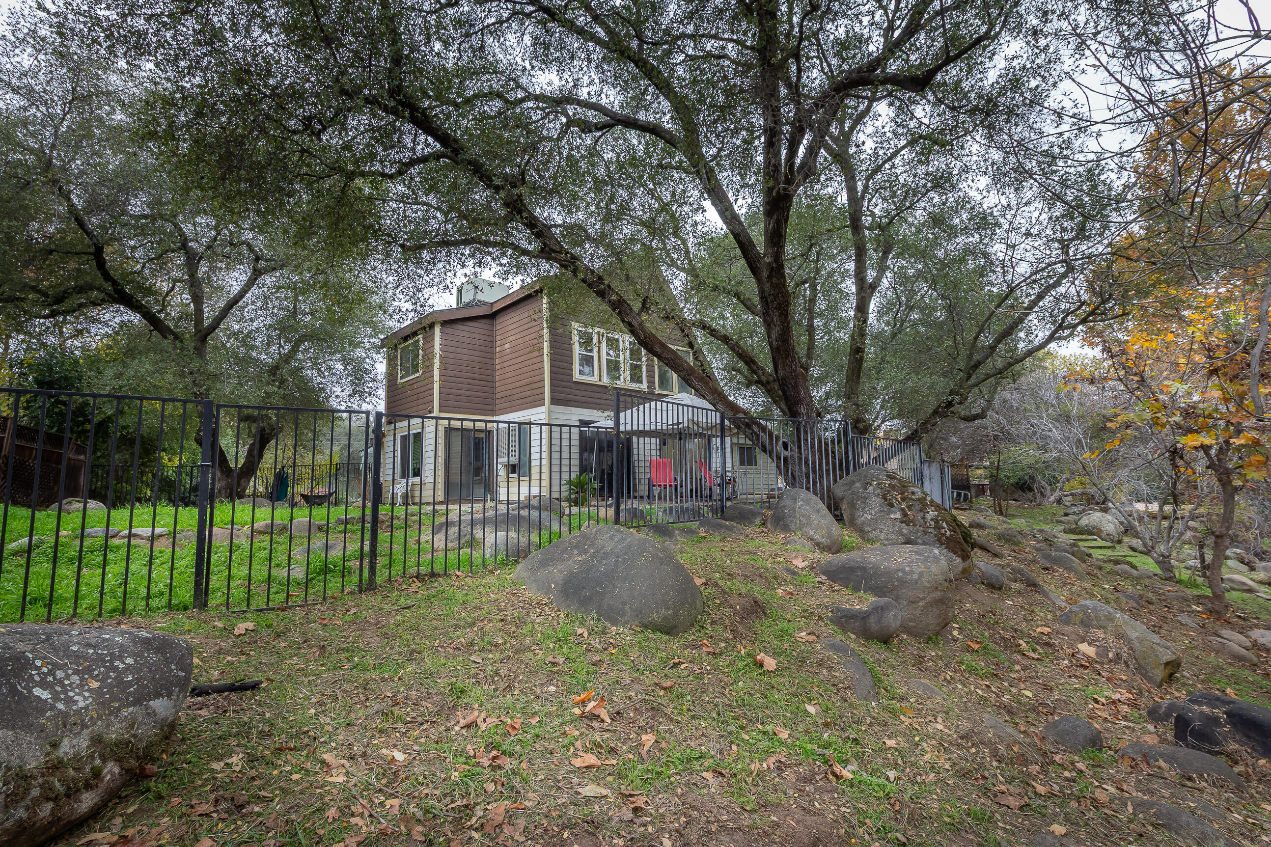 40954 Cherokee Oaks Drive Three Rivers, CA 93271 - Photo 28 of 30 IMG_9350-HDR