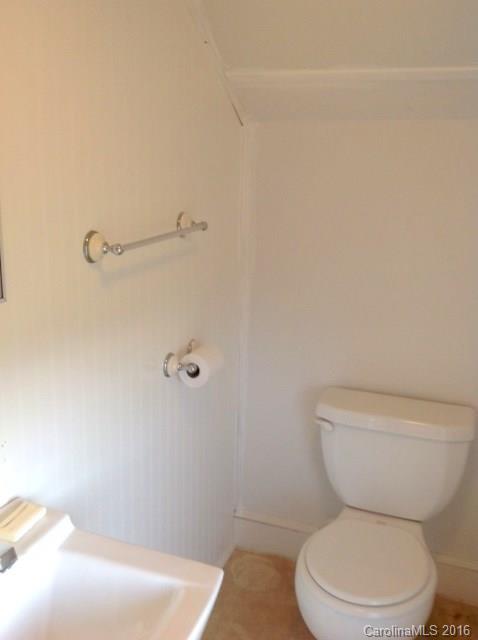 2463 East Maiden Road Maiden, NC 28650 - Photo 15 of 22 Gallery Image 15