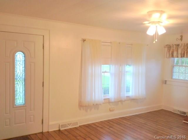 2463 East Maiden Road Maiden, NC 28650 - Photo 9 of 22 Gallery Image 9
