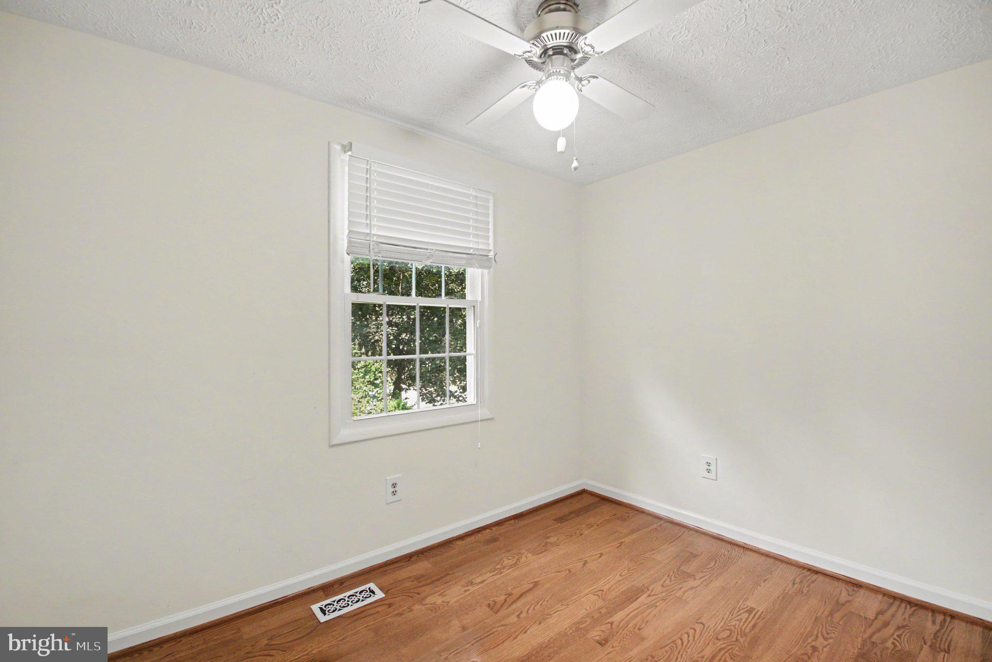 11510 Underoak Court Reston, VA 20191 - Photo 15 of 26 Gallery Image 15