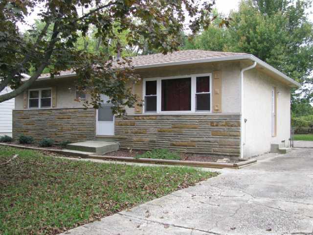 1645 Case Road Columbus, OH 43224 - Photo 1 of 18