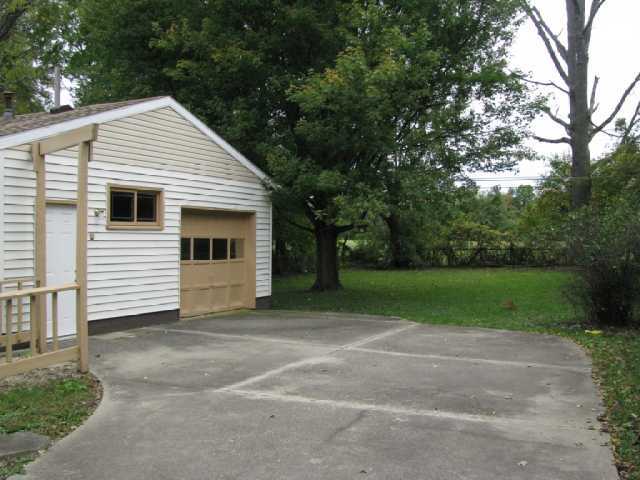 1645 Case Road Columbus, OH 43224 - Photo 16 of 18