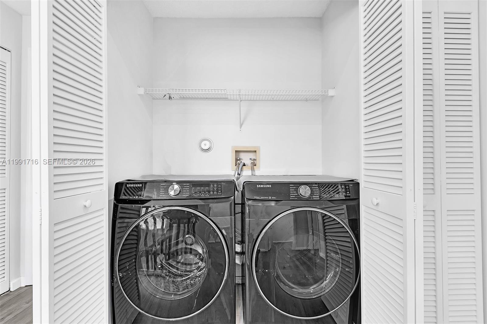 3085 North 36th Avenue Hollywood, FL 33021 - Photo 29 of 76 a utility room with dryer and washer