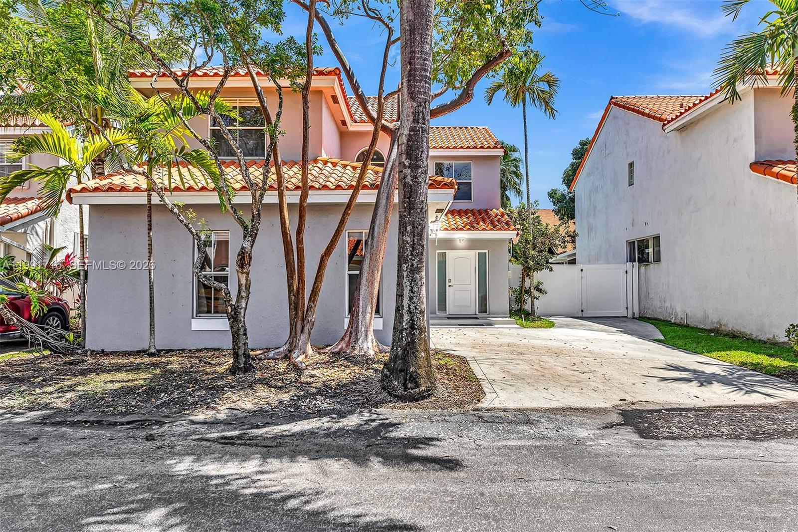 3085 North 36th Avenue Hollywood, FL 33021 - Photo 3 of 76