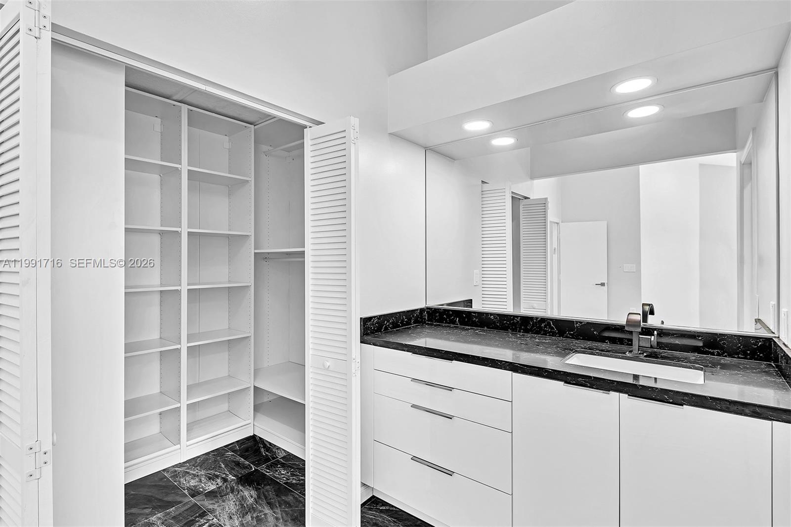 3085 North 36th Avenue Hollywood, FL 33021 - Photo 44 of 76 a view of a granite countertop sink