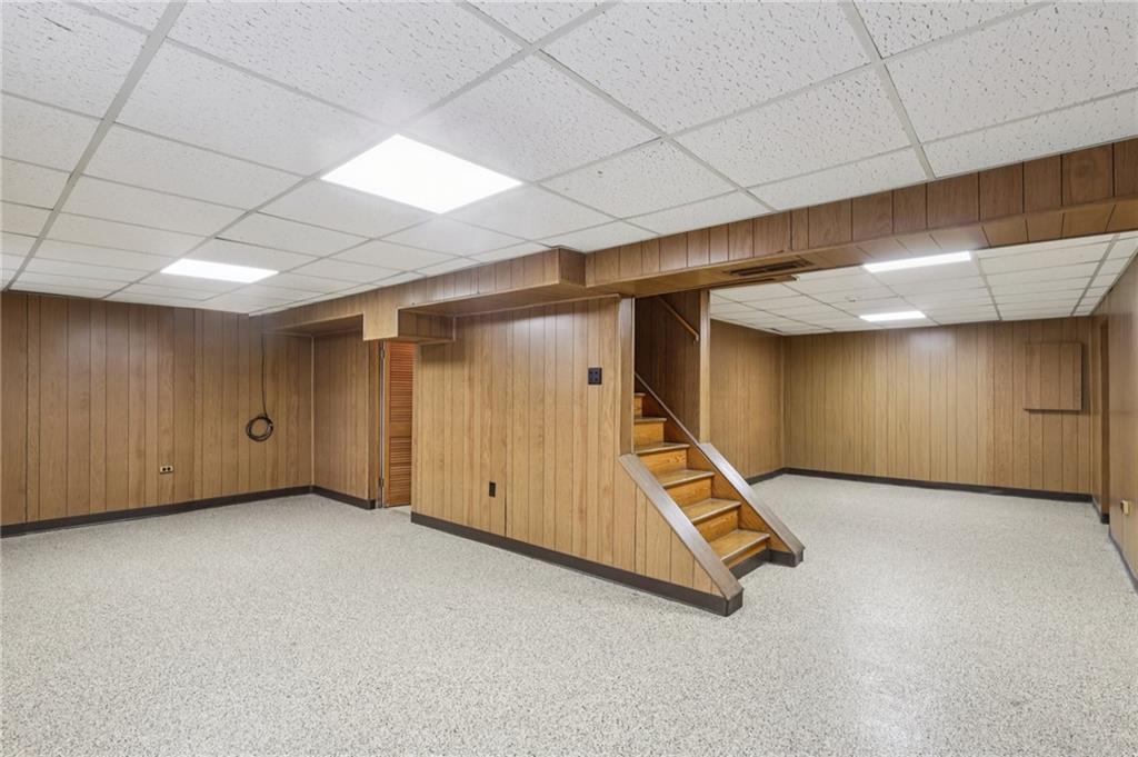 439 Manor Road Delmont, PA 15626 - Photo 32 of 48