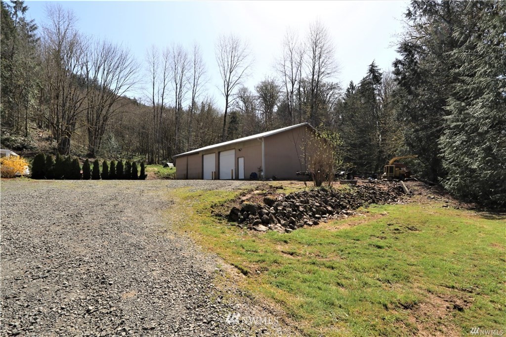 304 Walnut Acres Road Kelso, WA 98626 - Photo 2 of 38 Gallery Image 2