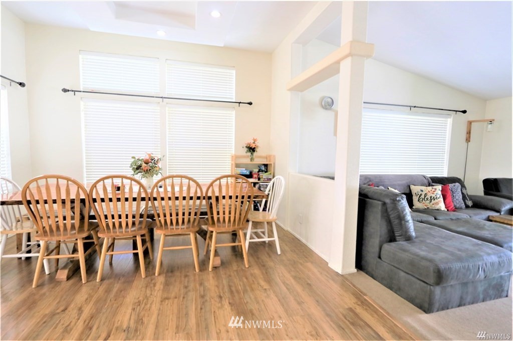 304 Walnut Acres Road Kelso, WA 98626 - Photo 12 of 38 Gallery Image 12
