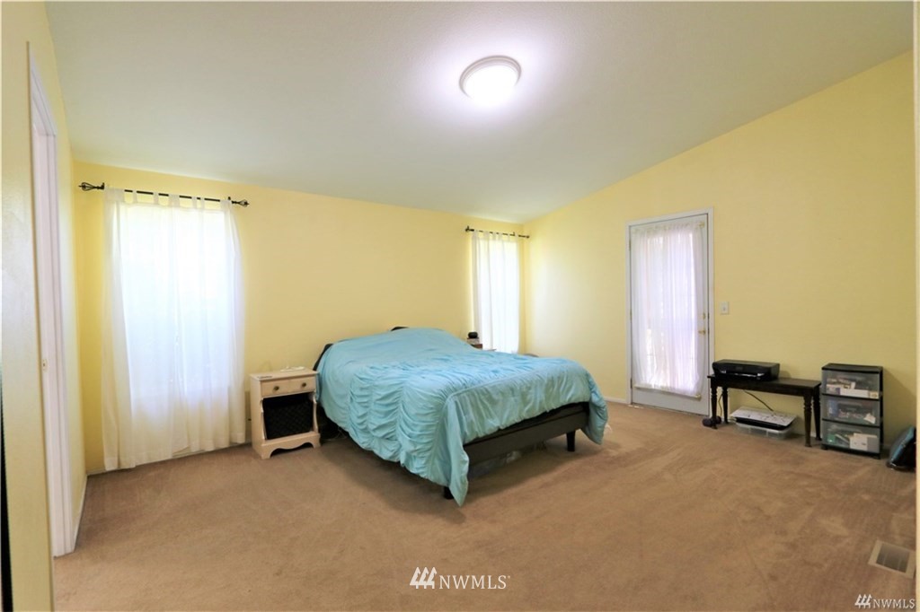 304 Walnut Acres Road Kelso, WA 98626 - Photo 17 of 38 Gallery Image 17