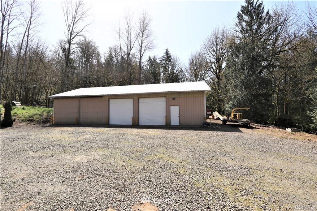 304 Walnut Acres Road Kelso, WA 98626 - Photo 3 of 38 Gallery Image 3