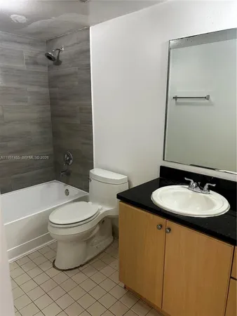 $1,750 | 7110 Northwest 179th Street, Unit 110, Hialeah, FL 33015