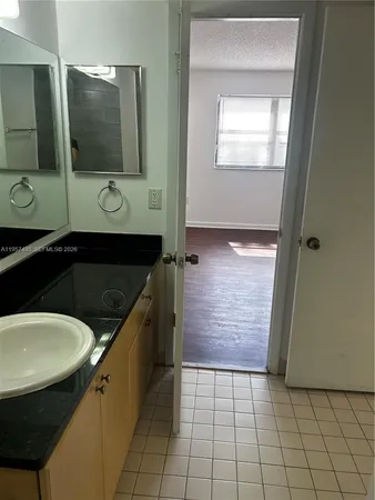 $1,750 | 7110 Northwest 179th Street, Unit 110, Hialeah, FL 33015