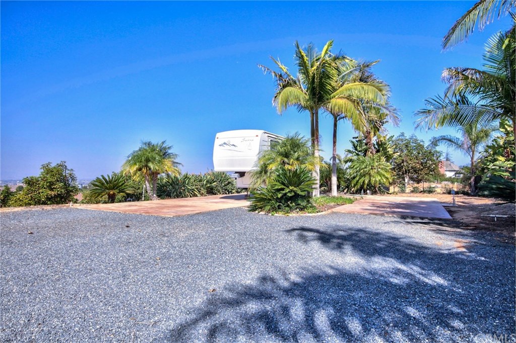 31660 Mountain Way Bonsall, CA 92003 - Photo 64 of 72