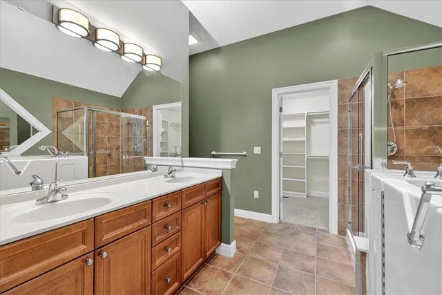 $425,000 | 13423 Pennsylvania Court, Kansas City, MO 64145