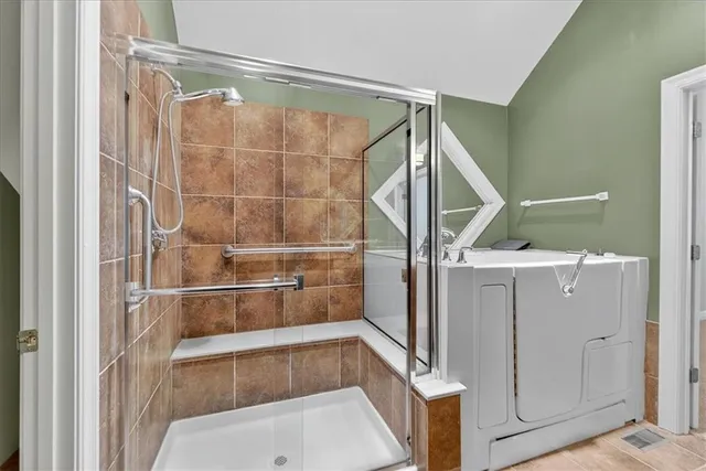 $425,000 | 13423 Pennsylvania Court, Kansas City, MO 64145