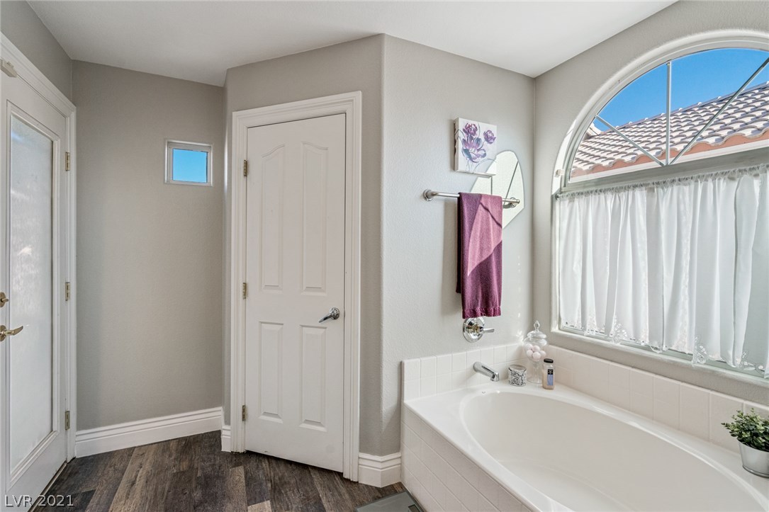 9343 Pinewood Ridge Street Las Vegas, NV 89178 - Photo 22 of 38 Gallery Image 22
