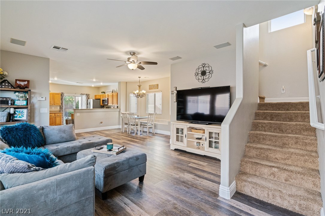 9343 Pinewood Ridge Street Las Vegas, NV 89178 - Photo 3 of 38 Gallery Image 3