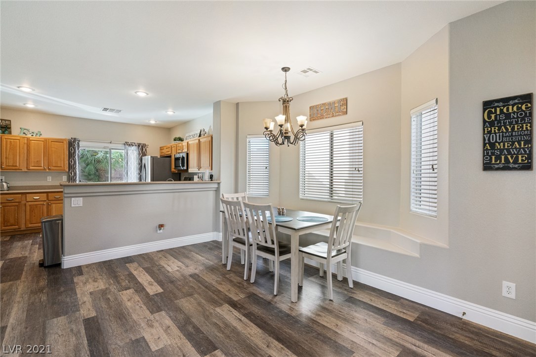 9343 Pinewood Ridge Street Las Vegas, NV 89178 - Photo 4 of 38 Gallery Image 4