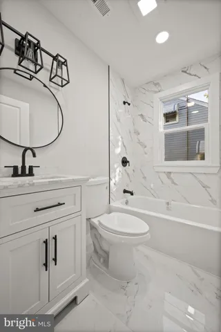 $299,900 | 821 South Woodlynn Road, Baltimore, MD 21221