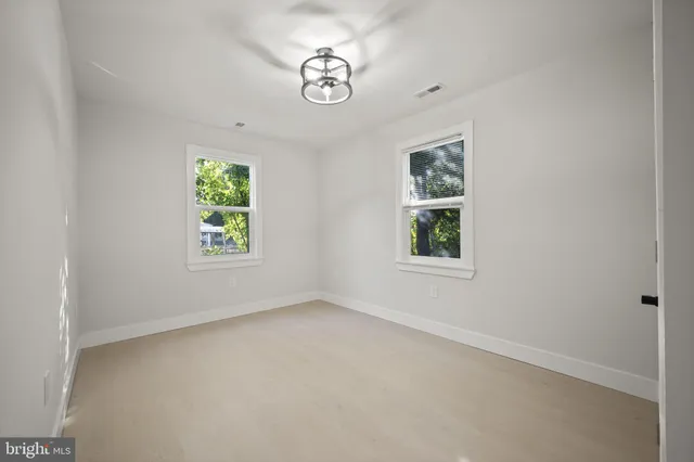 $299,900 | 821 South Woodlynn Road, Baltimore, MD 21221