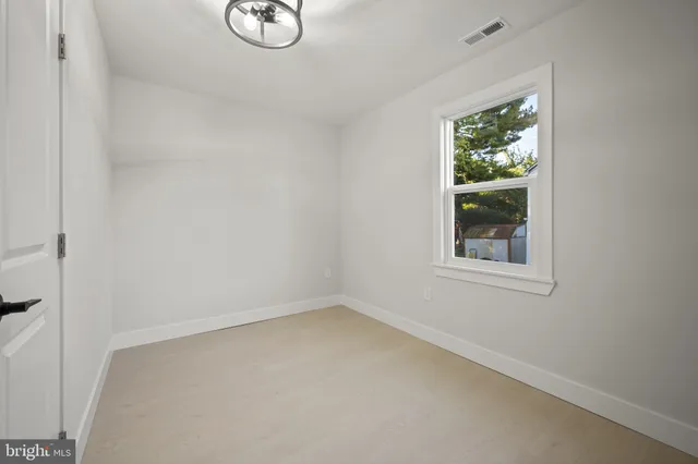 $299,900 | 821 South Woodlynn Road, Baltimore, MD 21221