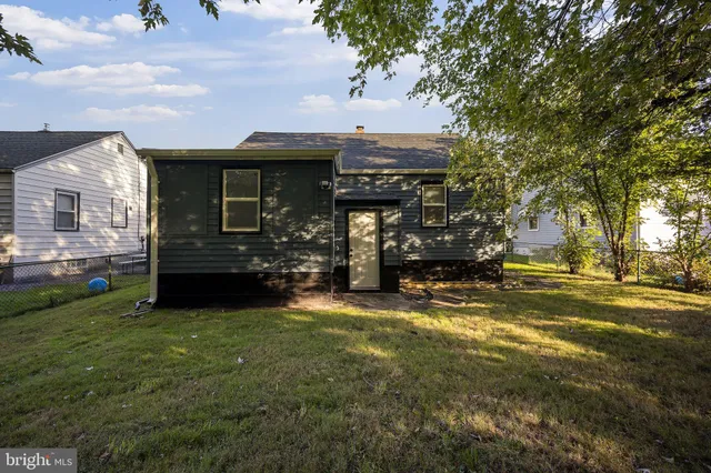 $299,900 | 821 South Woodlynn Road, Baltimore, MD 21221