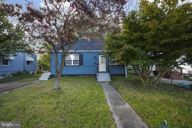 $299,900 | 821 South Woodlynn Road, Baltimore, MD 21221