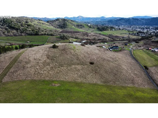 $375,000 | 0 Wil Way, Winston, OR 97496